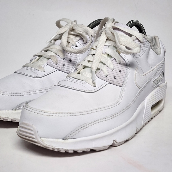 Nike Air Max 90 LTR White  Sneakers Shoes 7Y - Picture 8 of 9